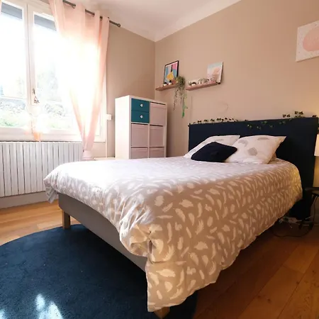 Ferienhaus Beautiful Vacation With Private Pool In The Heart Of The Of Avignon, Sleeps 8. *