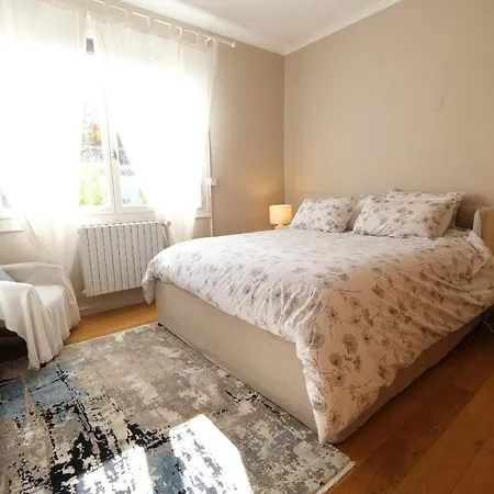 Beautiful Vacation With Private Pool In The Heart Of The Of Avignon, Sleeps 8. * Avignon