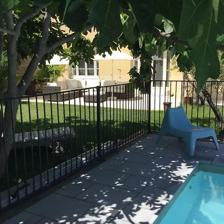 Beautiful Vacation With Private Pool In The Heart Of The Of Avignon, Sleeps 8. Avignon