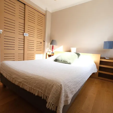 Beautiful Vacation With Private Pool In The Heart Of The Of Avignon, Sleeps 8. Holiday home